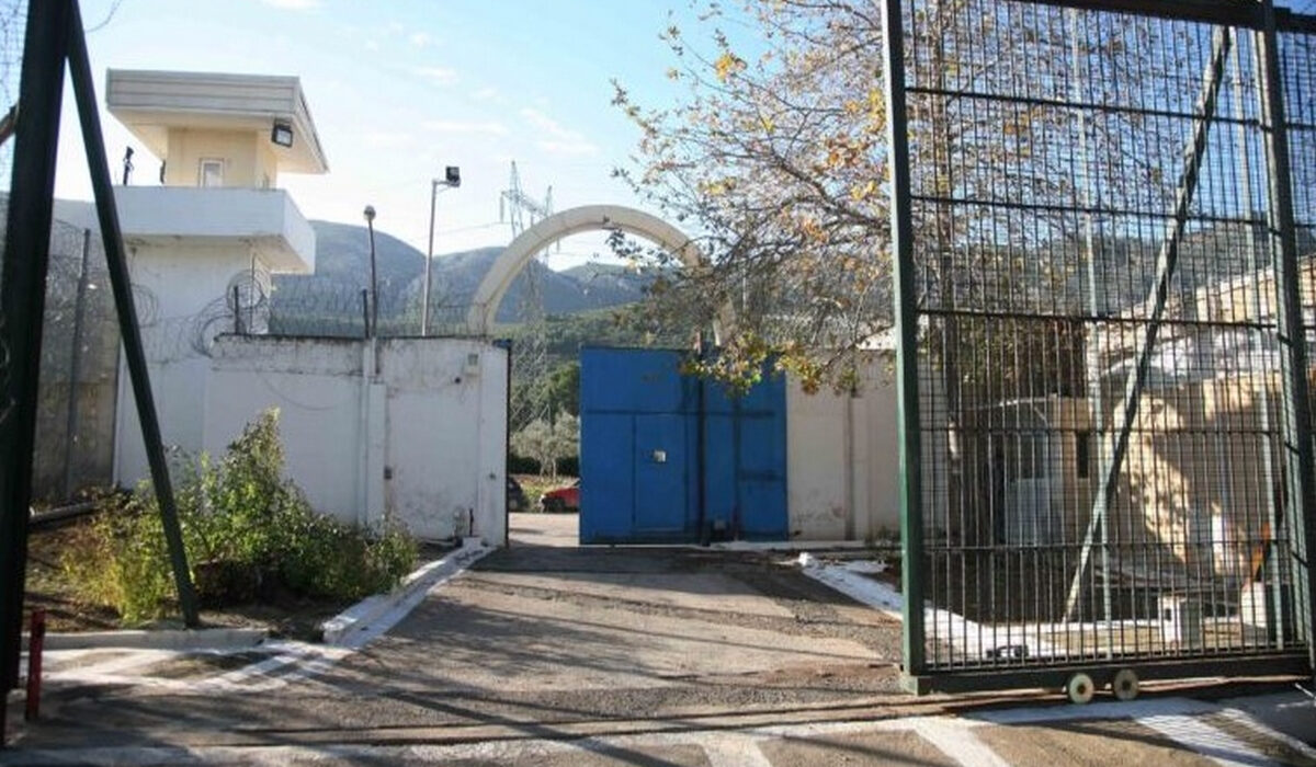 Σοβαρά επεισόδια στις φυλακές Αυλώνα – Τουλάχιστον έξι τραυματίες
