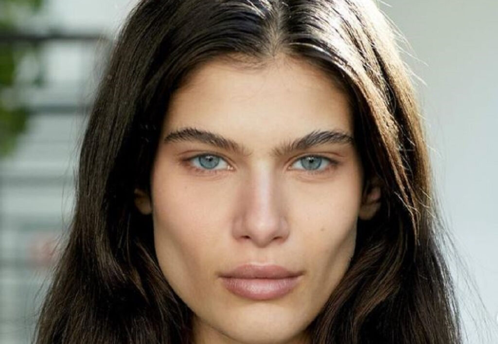 Ανθή Φακιδάρη: Το super model που θα φορέσει φτερά αγγέλου στο Victoria’s Secret Fashion Show 2024