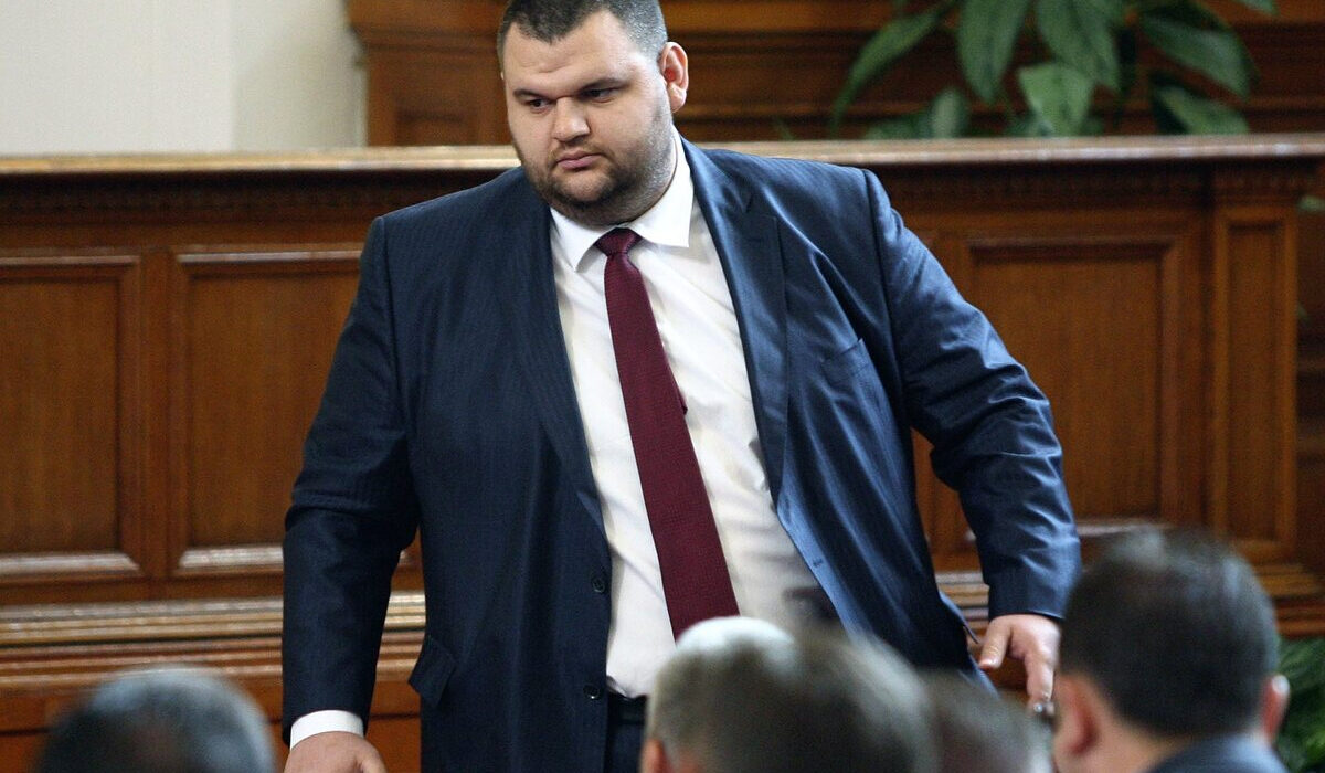 Πολιτικό σκάνδαλο στη Βουλγαρία: Πώς ένας ολιγάρχης επιχείρησε να «κλέψει» τις εκλογές της Κυριακής