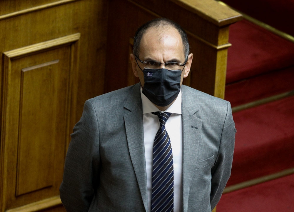 Γεραπετρίτης: «Θα φθάσουμε στα δώδεκα μίλια εν καιρώ»