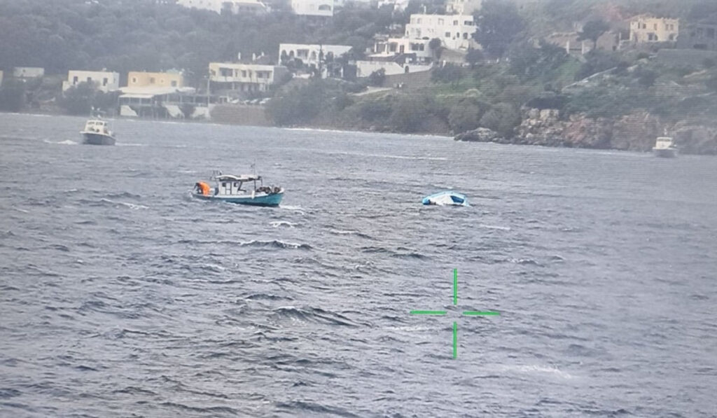 Τραγωδία στη Λέρο: Πέντε νεκρά παιδιά από ναυάγιο με πρόσφυγες