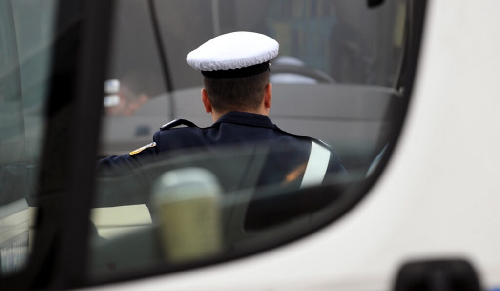 Μετακίνηση εκτός νομού: Μέτρα από την Τροχαία για το καλοκαίρι – Τι απαγορεύεται το Σαββατοκύριακο