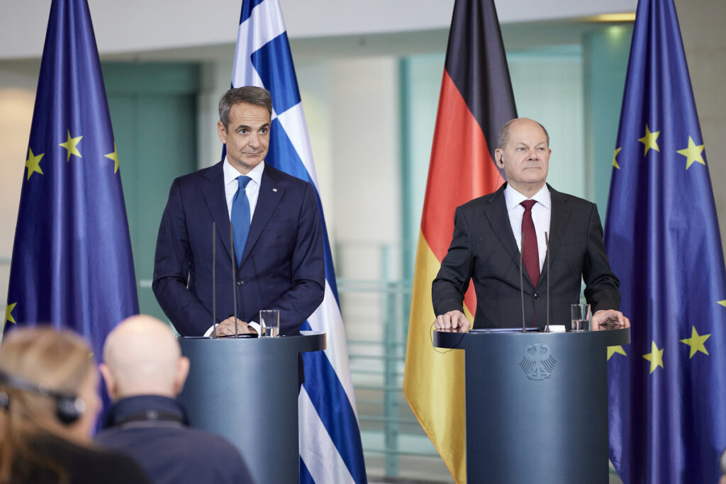 Η κυβέρνηση αντιμέτωπη με τον εφιάλτη του μεταναστευτικού – Το γερμανικό «πραξικόπημα» και οι συμμαχίες στην ΕΕ
