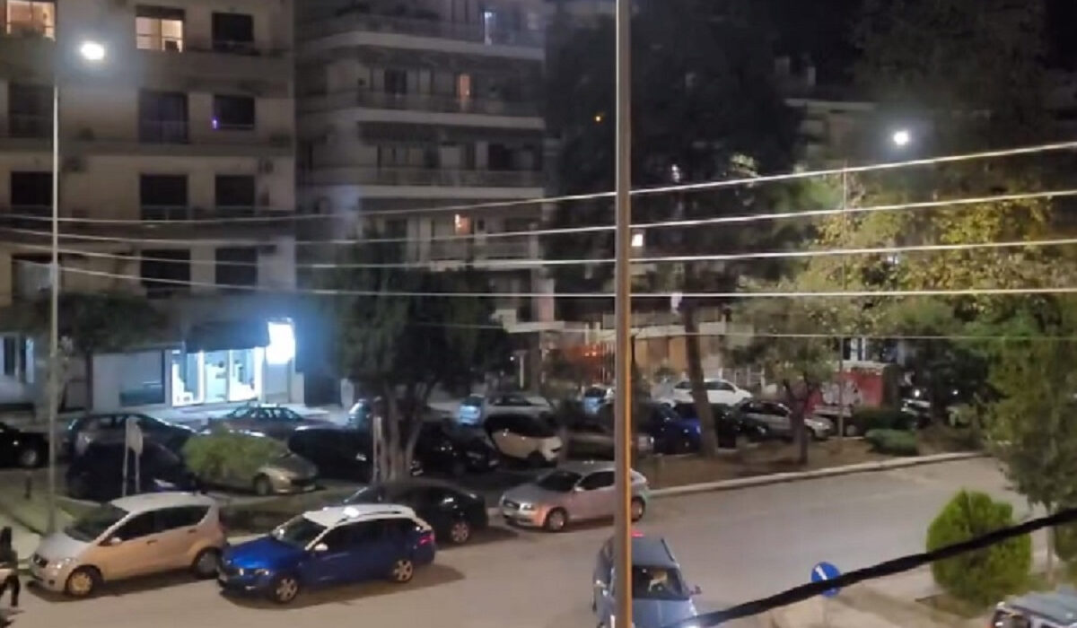 Καλαμαριά: Βλάβη στον ηλεκτροφωτισμό μετέτρεψε γειτονιά σε ντίσκο