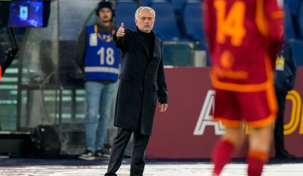 Απολύθηκε ο Μουρίνιο από τη Ρόμα
