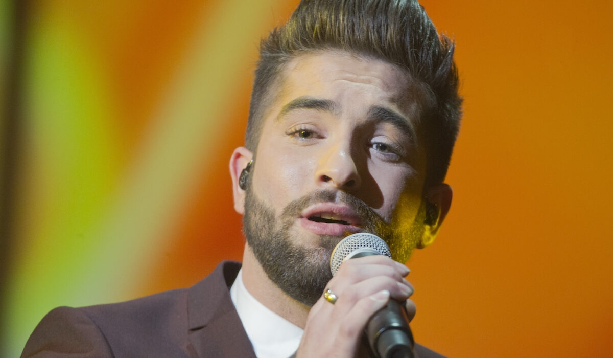 Kendji Girac: Από τροχόσπιτο έπεσε η σφαίρα που τον τραυμάτισε σοβαρά