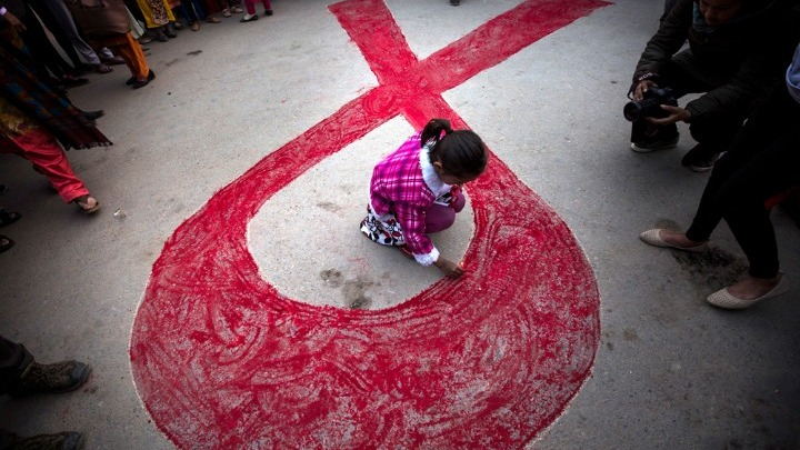 ΕΕ: 550 εκατ. ευρώ για καταπολέμηση AIDS, φυματίωσης & ελονοσίας