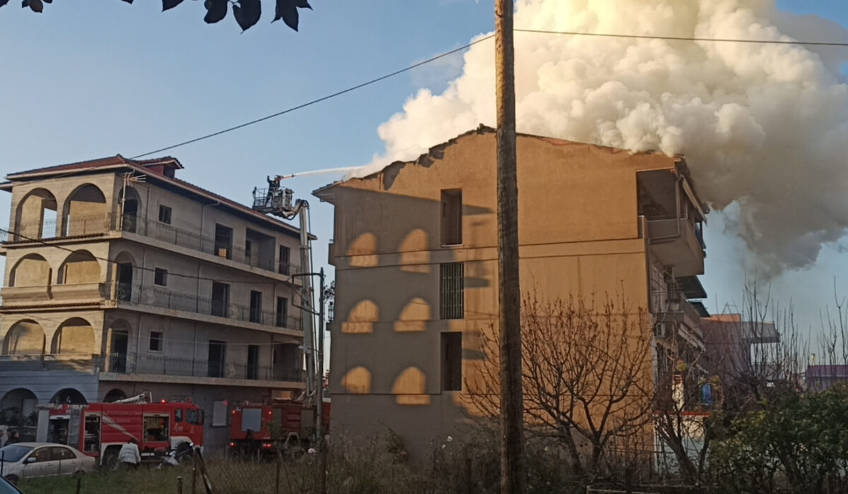 Φωτιά σε σπίτι στο Αγρίνιο