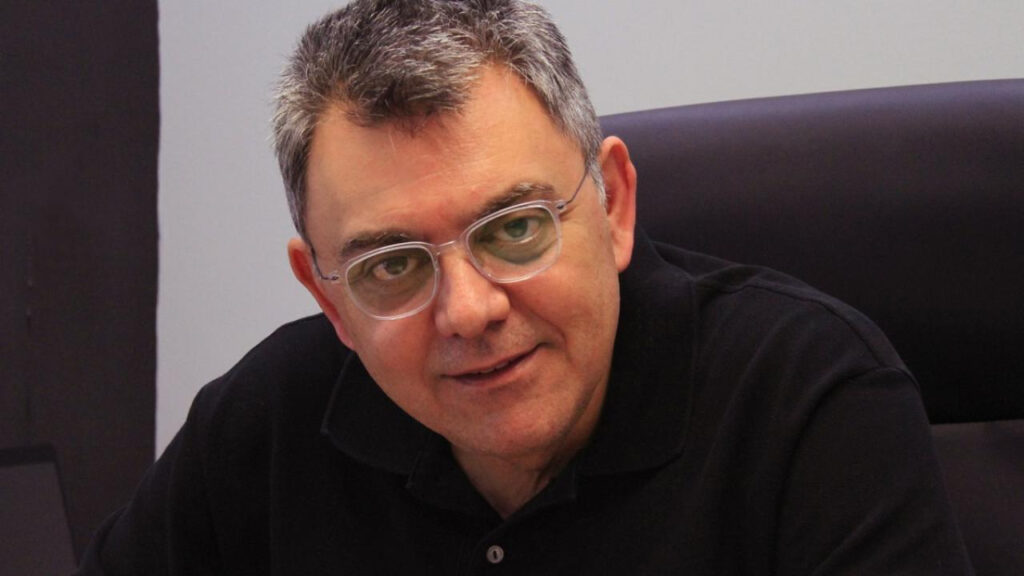 Πρώην δημοσιογράφος του ΣΚΑΪ λέει πως το κανάλι «γέμισε δευτεράτζες» (video)