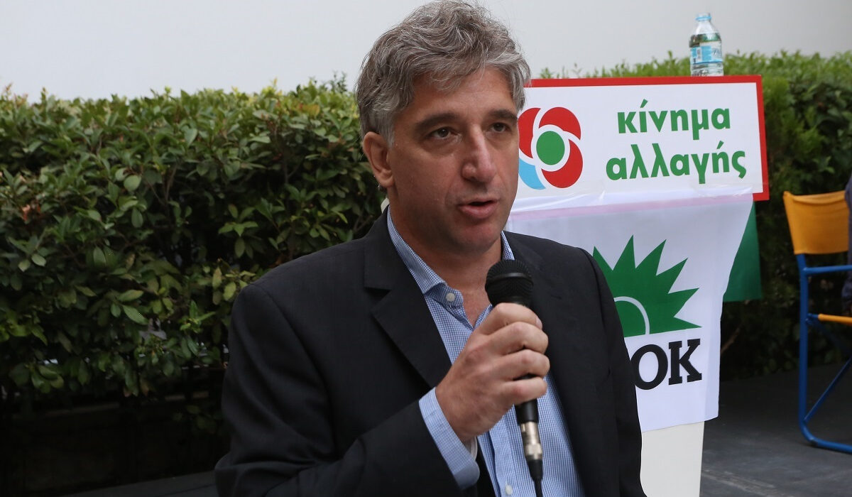 Με εντολή Ανδρουλάκη η αναδίπλωση Αποστολόπουλου