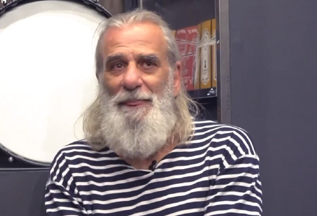 Γιώργος Νινιός: Αποκαλύπτει για τη σειρά «Η Παραλία» – «Τον άφησα να κάνει ό,τι θέλει ο Δημητρός»