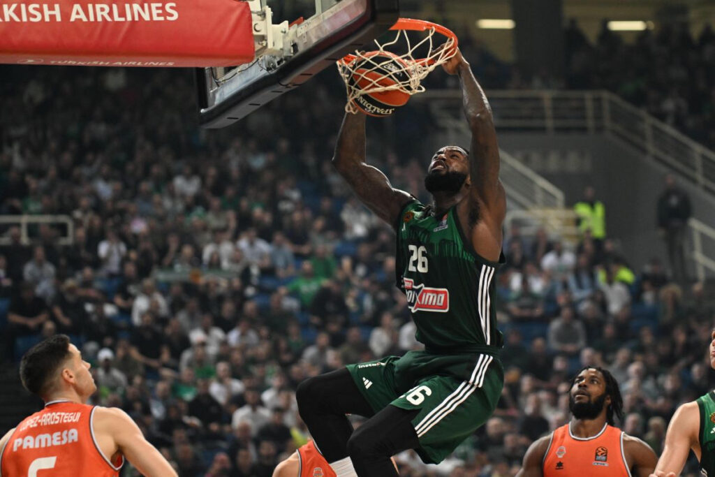 ΠΑΟ – Βαλένθια 90-73: Πάτησε τις «νυχτερίδες» στο κατάμεστο ΟΑΚΑ