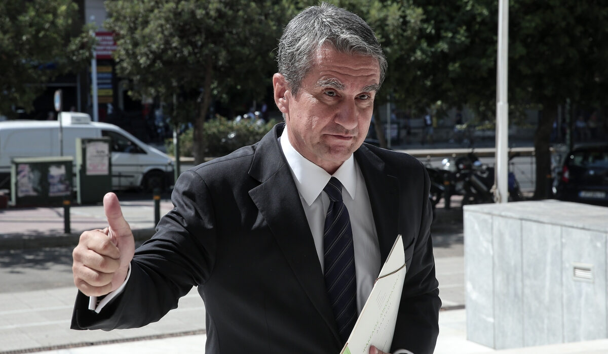 Ιδρύει κόμμα για τις ευρωεκλογές ο Ανδρέας Λοβέρδος;