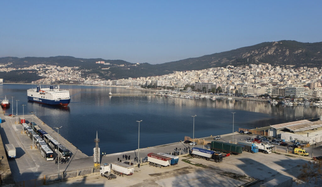 Καβάλα: Ακυρώθηκαν δρομολόγια πλοίου γιατί ο καπετάνιος ήταν… μεθυσμένος