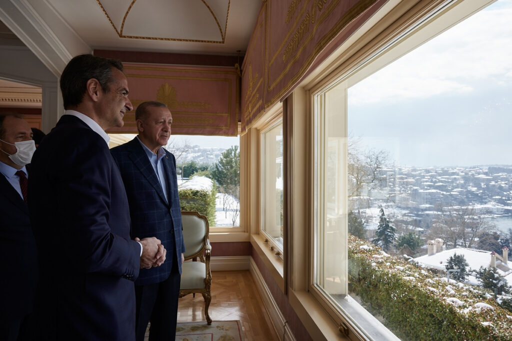 Θαυμάζει Όρμπαν και τώρα προσπαθεί να μιμηθεί τον Ερντογάν