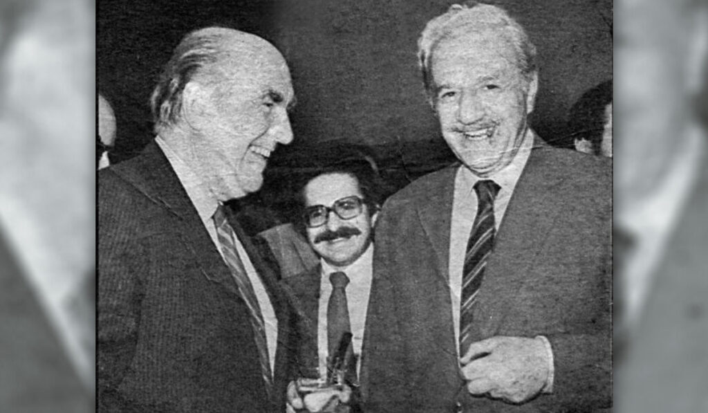 Μίμης Ανδρουλάκης: Η μαντινάδα που έλιωσε τους πάγους Ανδρέα Παπανδρέου και Χαρίλαου Φλωράκη