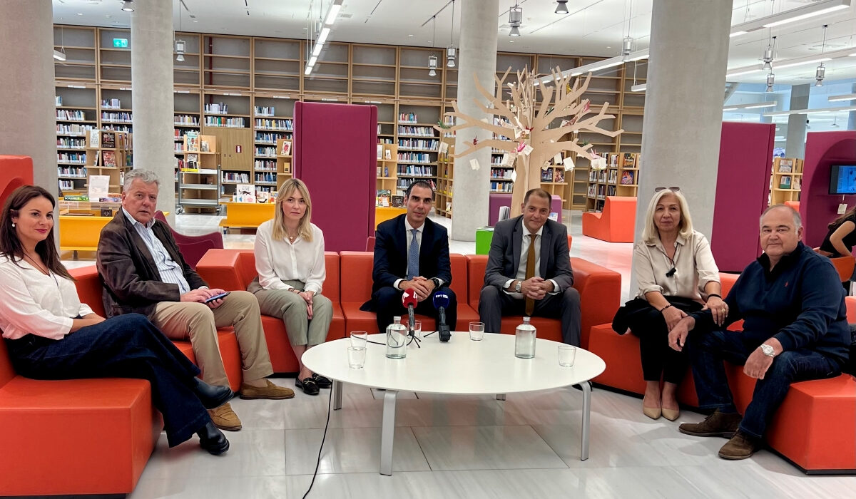 Συνάντηση Μάριου Θεμιστοκλέους με μεταμοσχευμένους πολίτες: «Η δωρεά οργάνων είναι μια ανεκτίμητη πράξη»