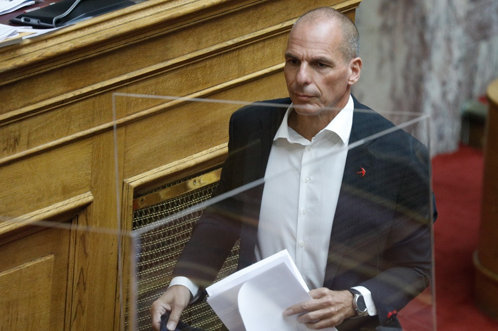 Συντριπτικό «όχι» της Βουλής στην άρση ασυλίας Βαρουφάκη