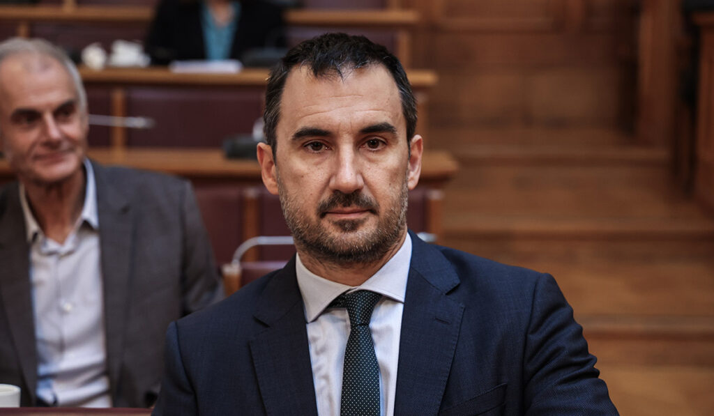 Χαρίτσης: Η ΝΔ έχει επιτρέψει το κουρέλιασμα του Συντάγματος