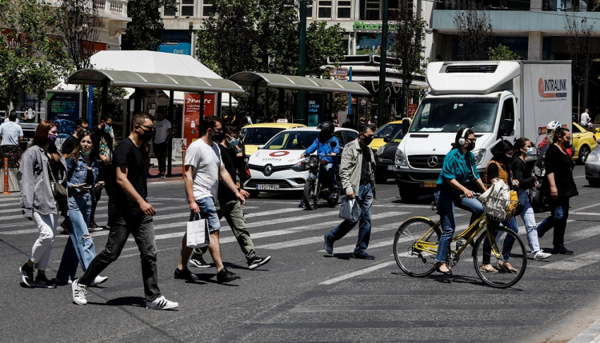 Κρούσματα σήμερα 24/5: Το «μυστικό» για να μην έχουμε τέταρτο κύμα κορονοϊού