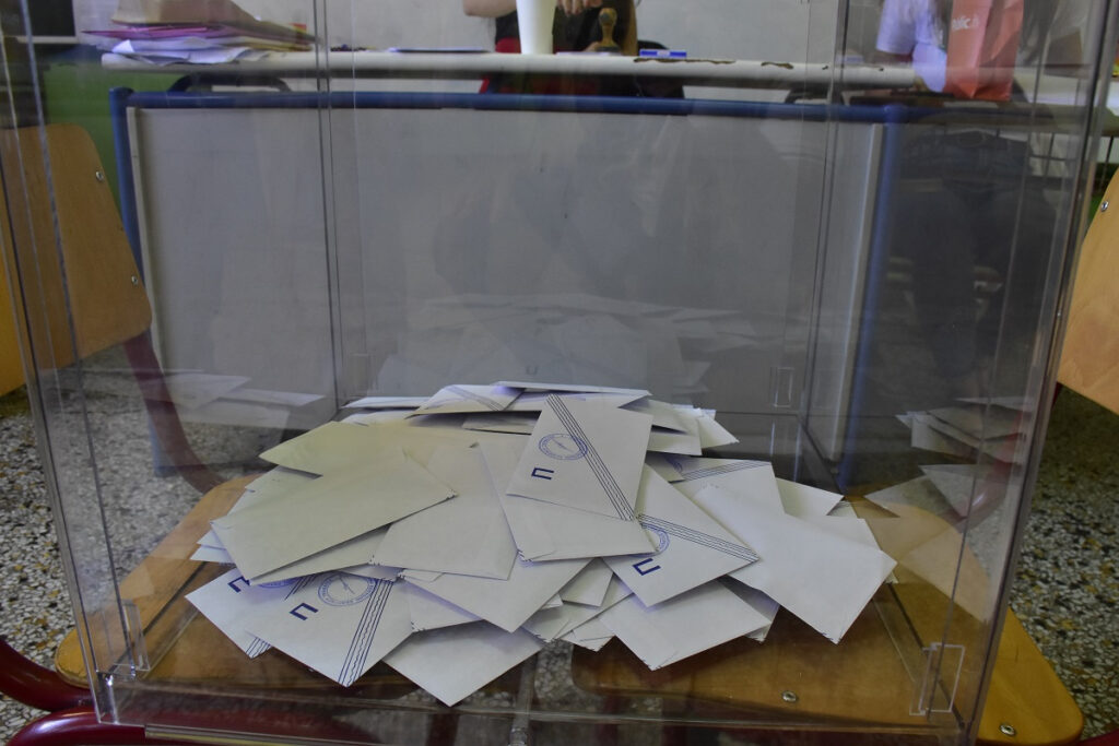 Περιφέρειες: Δεύτερος γύρος με επίσημο υποψήφιο και με «αντάρτη» της ΝΔ;