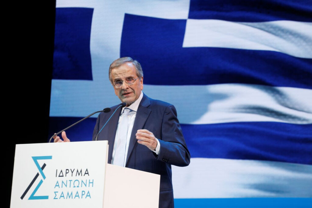 Μπίστης για ομιλία Σαμαρά: Υπαινιγμοί για υποκλοπές, χάδια σε Μητσοτάκη