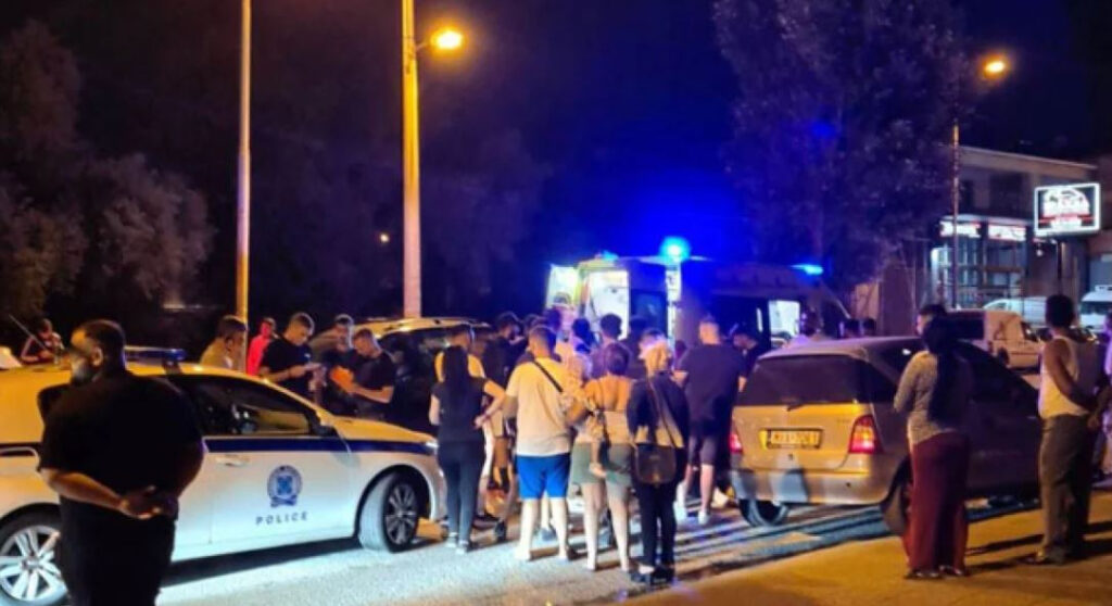 Αχαρνές: Σφοδρή σύγκρουση δύο ΙΧ – Ένας τραυματίας