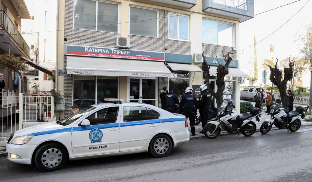 Νέο οπαδικό επεισόδιο στη Θεσσαλονίκη: Τον χτύπησαν με γκλομπ σε κομμωτήριο