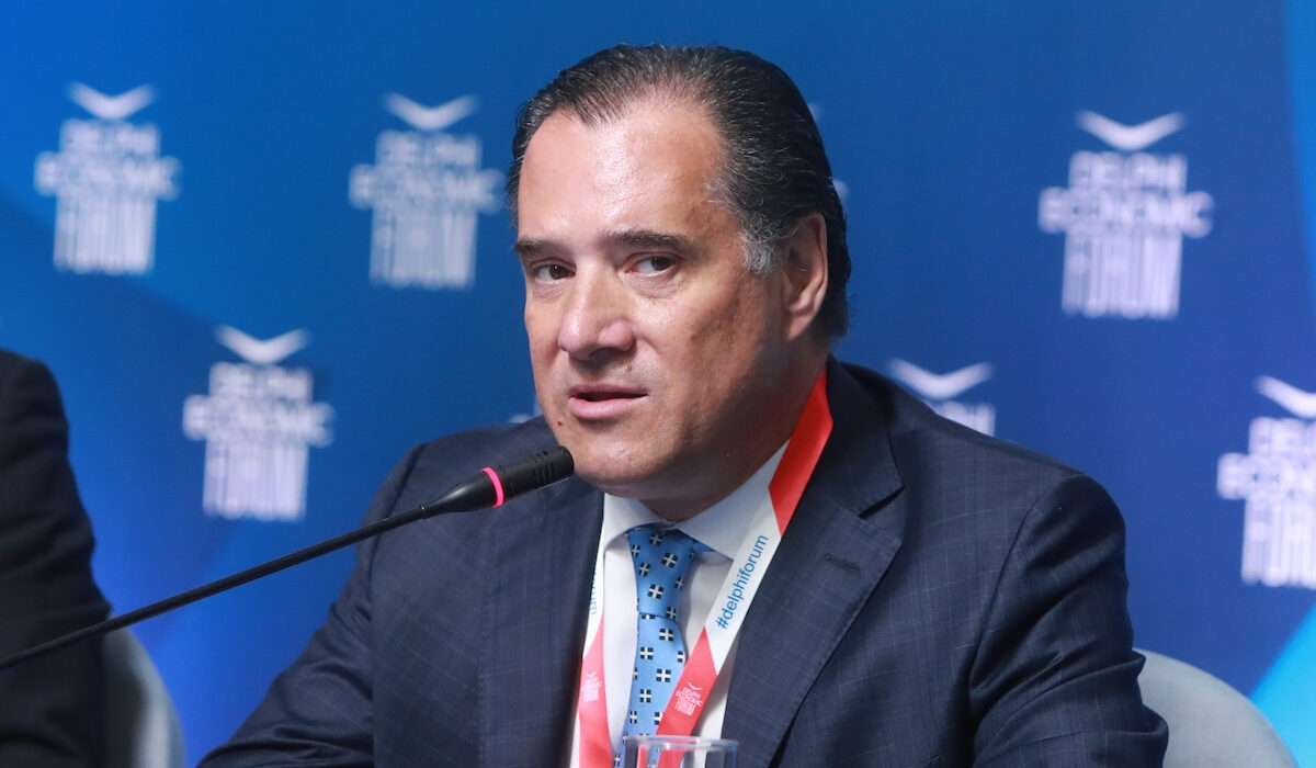 Άδωνις Γεωργιάδης: «Δεν υπάρχει κανένα νομοσχέδιο για την ιδιωτικοποίηση του αίματος, αλλά το συζητάμε»