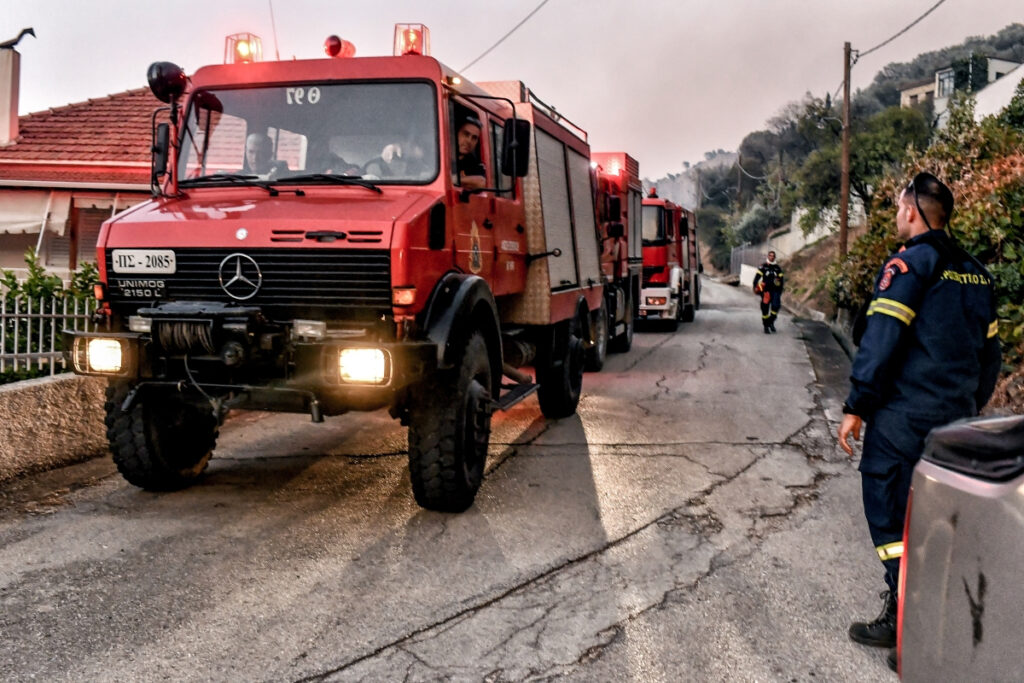 Φωτιά στο Ρέθυμνο – Άμεση η επέμβαση της Πυροσβεστικής