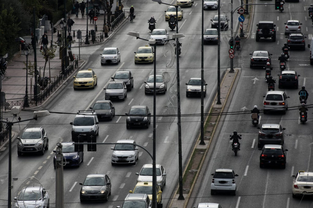 Τέλη κυκλοφορίας με το μήνα: Αίτηση στο mycar και μετρητά το ποσό