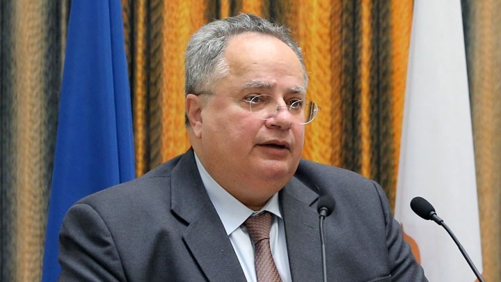 «Πυρά» Κοτζιά κατά κυβέρνησης και Μακρόν για το βέτο στη Βόρεια Μακεδονία