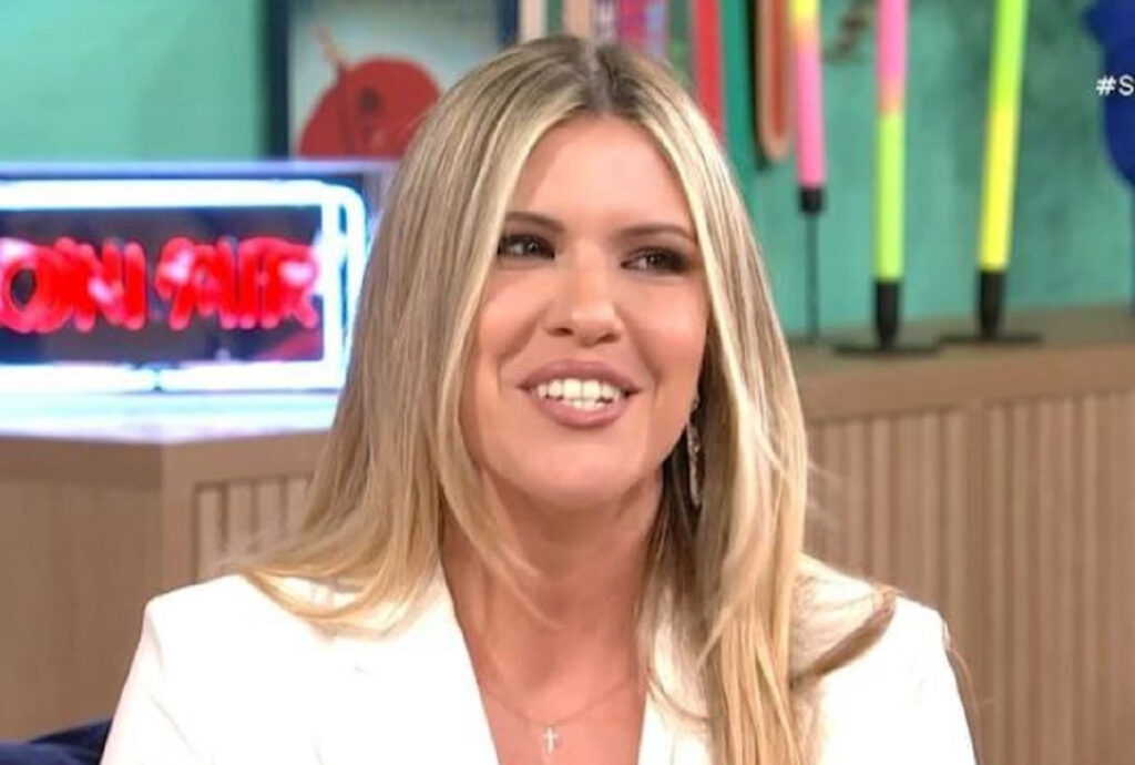 Eurovision 2025: Γνωρίστε τη Nafsika και το «Unhurt me» που αντικατέστησε τη Σαλίνα Γαβαλά