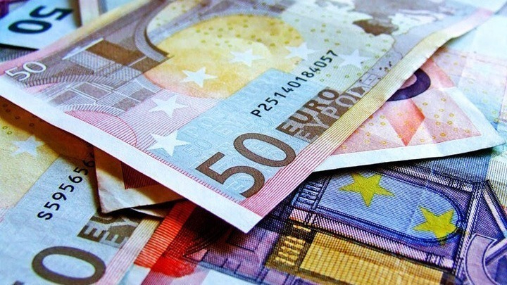 Σταδιακή κατάργηση των τεκμηρίων διαβίωσης – Σχέδιο 11 σημείων για την προώθηση των ηλεκτρονικών συναλλαγών