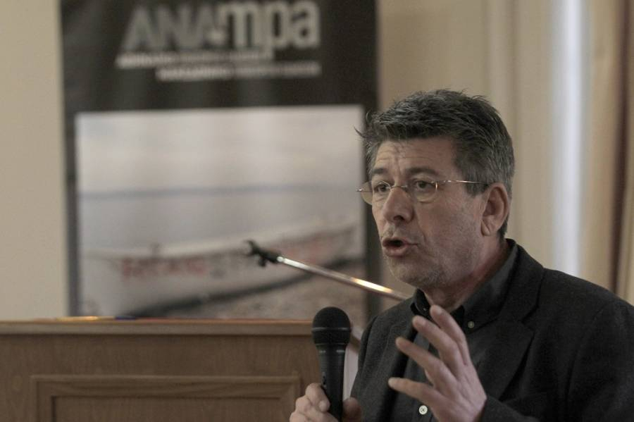 Γιώργος Πλειός: Λουδοβίκοι και σάτιροι