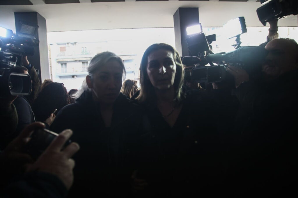 Άλκης Καμπανός: Συγκλονίζει η μητέρα του – «Κοιτάξτε με, σηκώστε το κεφάλι!»