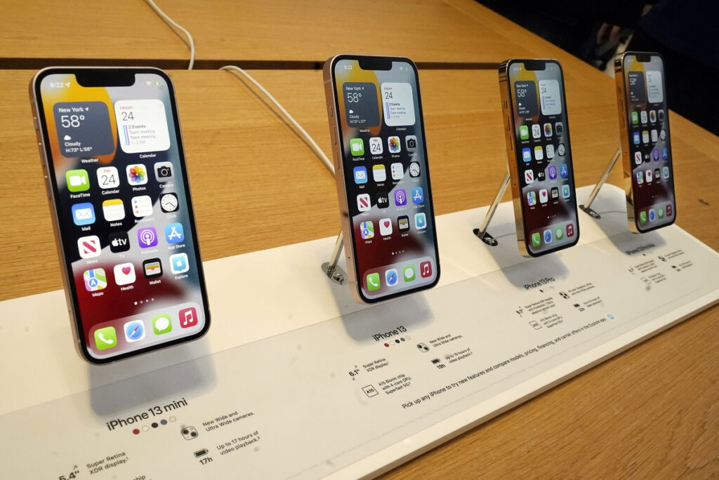 Black Friday: Οι προσφορές iPhone σε Κωτσόβολο, Γερμανό, Public, Πλαίσιο