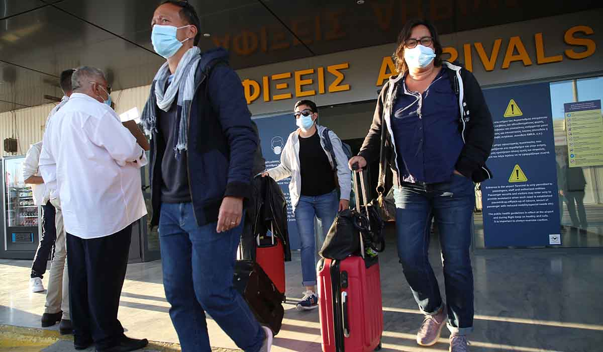 Παράταση αεροπορικών οδηγιών πτήσεων εξωτερικού έως τις 19/8 – Οι προϋποθέσεις εισόδου