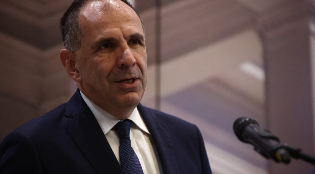 Γεραπετρίτης: Εμπόδιο για την Αλβανία το ζήτημα Μπελέρη