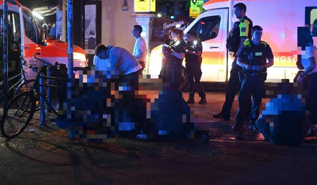 Άγρια συμπλοκή οπαδών Παναθηναϊκού και Ολυμπιακού στο Βερολίνο – Τουλάχιστον 12 τραυματίες, χαροπαλεύει ένα άτομο