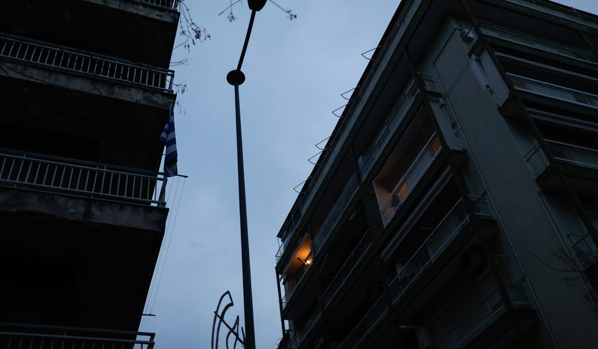 Πρόταση για επιδότηση ρεύματος ανάλογα με το εισόδημα και έναν όρο