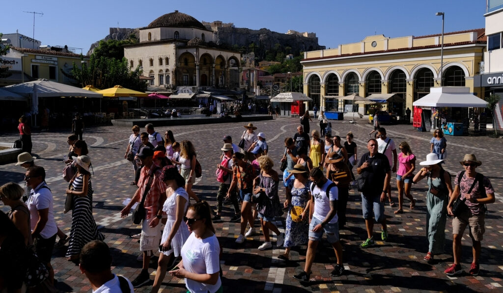 Πού εντοπίστηκαν τα κρούσματα της εβδομάδας: 10.528 στην Αττική – Όλες οι περιοχές