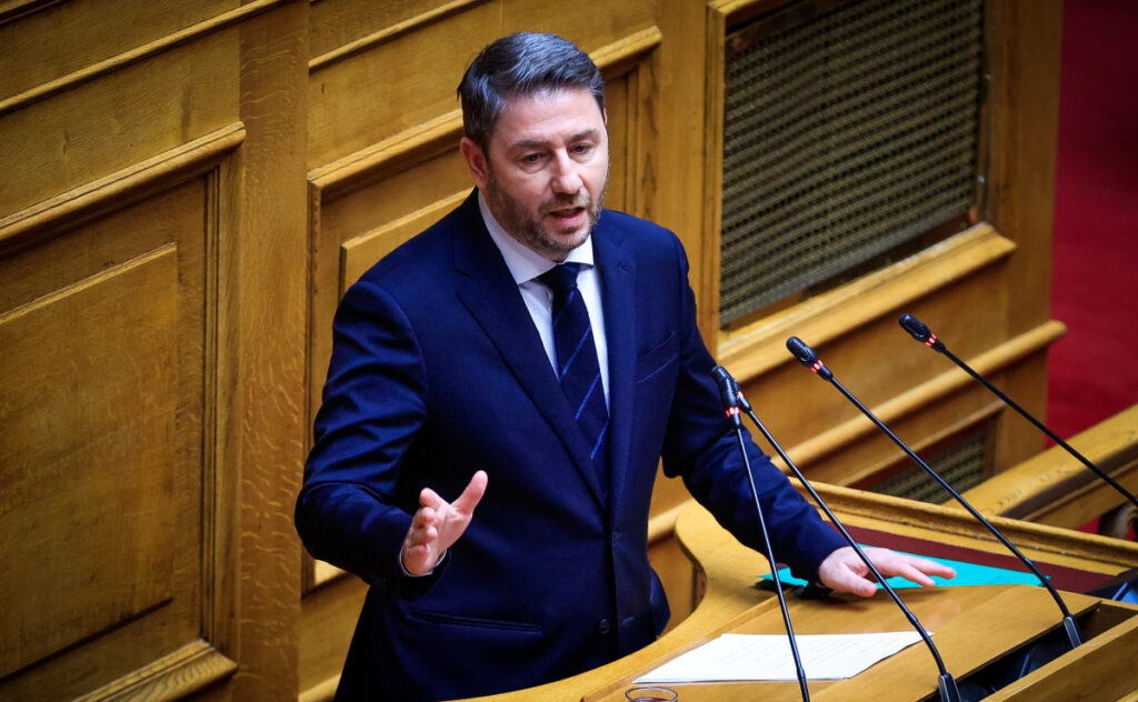Ολομέτωπη επίθεση Ανδρουλάκη σε Μητσοτάκη: «Πόντιος Πιλάτος ολιγοπωλίων και τραπεζών»