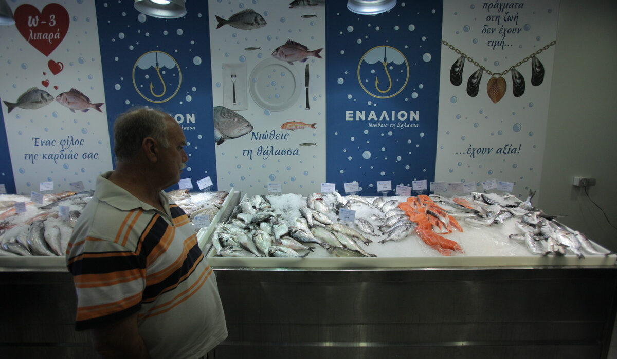 Καθαρά Δευτέρα: Το ωράριο των καταστημάτων – Ποια μαγαζιά θα είναι ανοιχτά