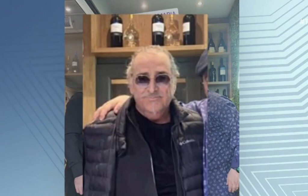 Αγνώριστος ο Βασίλης Καρράς – Οι φωτογραφίες μετά την περιπέτειά του