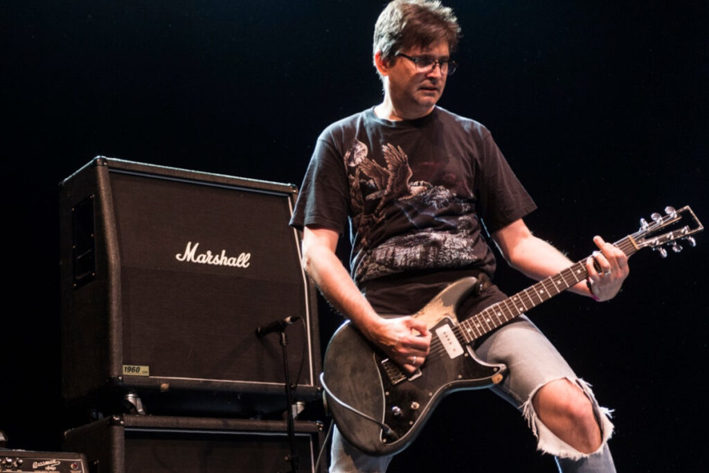 Πέθανε στα 61 του ο Steve Albini, παραγωγός των Nirvana, Jimmy Page και Robert Plant