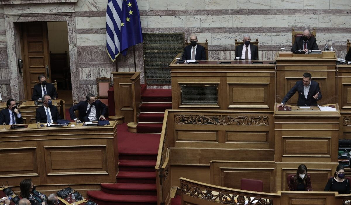 Είναι κυβέρνηση χωρίς το πρώτο κόμμα «κανονικό πραξικόπημα;»