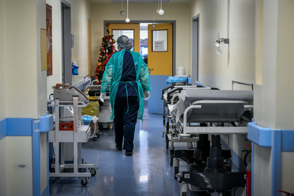 Mpox: Δεύτερη στην Ευρώπη η Ελλάδα σε κρούσματα ευλογιάς των πιθήκων