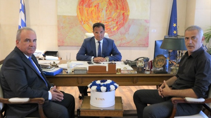 Για το επενδυτικό σχέδιο της Cosco συζήτησαν Γεωργιάδης και Μώραλης