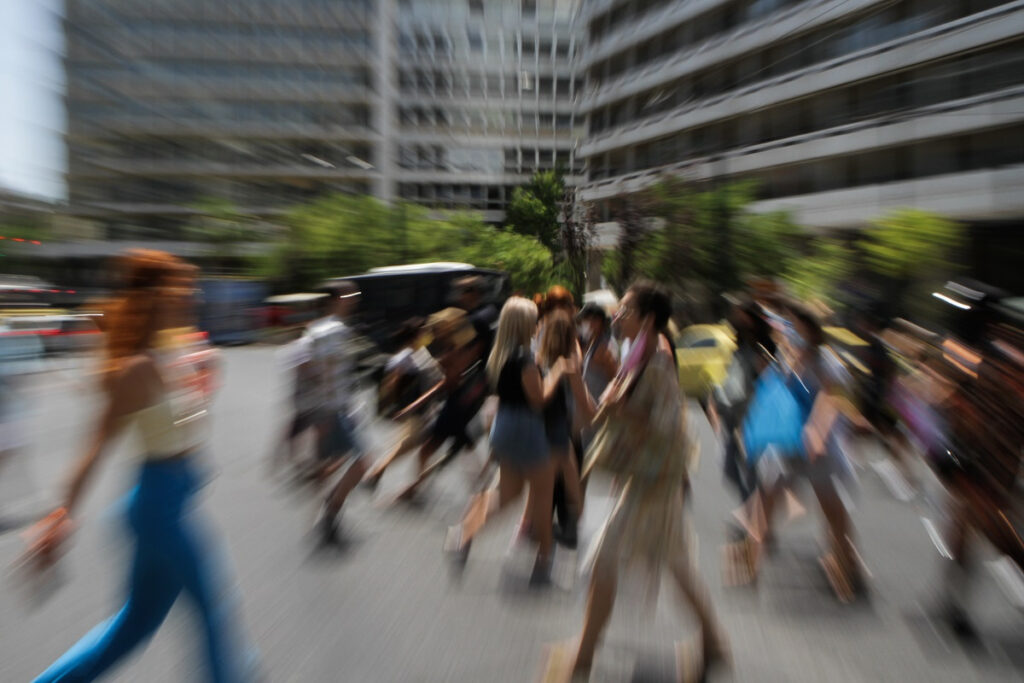 Τα νέα μέτρα για τους ανεμβολίαστους από 13 Σεπτεμβρίου για εστίαση και εργασία